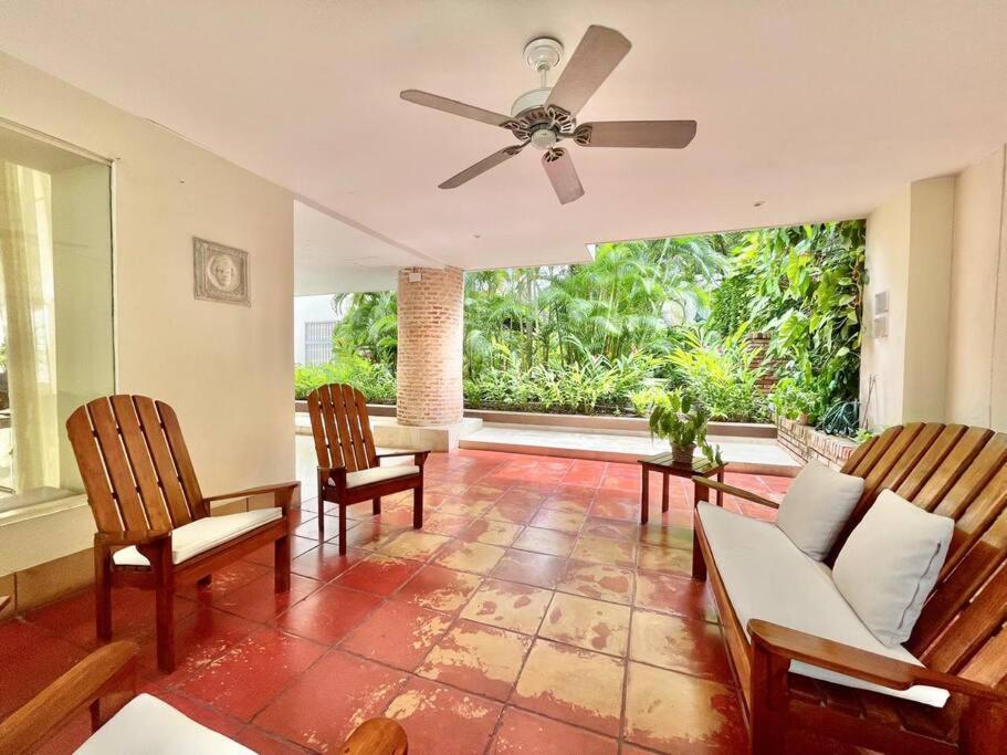 Location & Comfort In The Walled Cartagena
