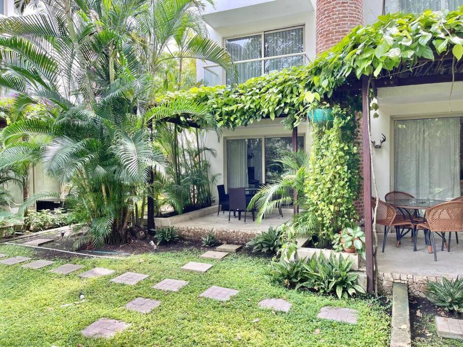 Location & Comfort In The Walled