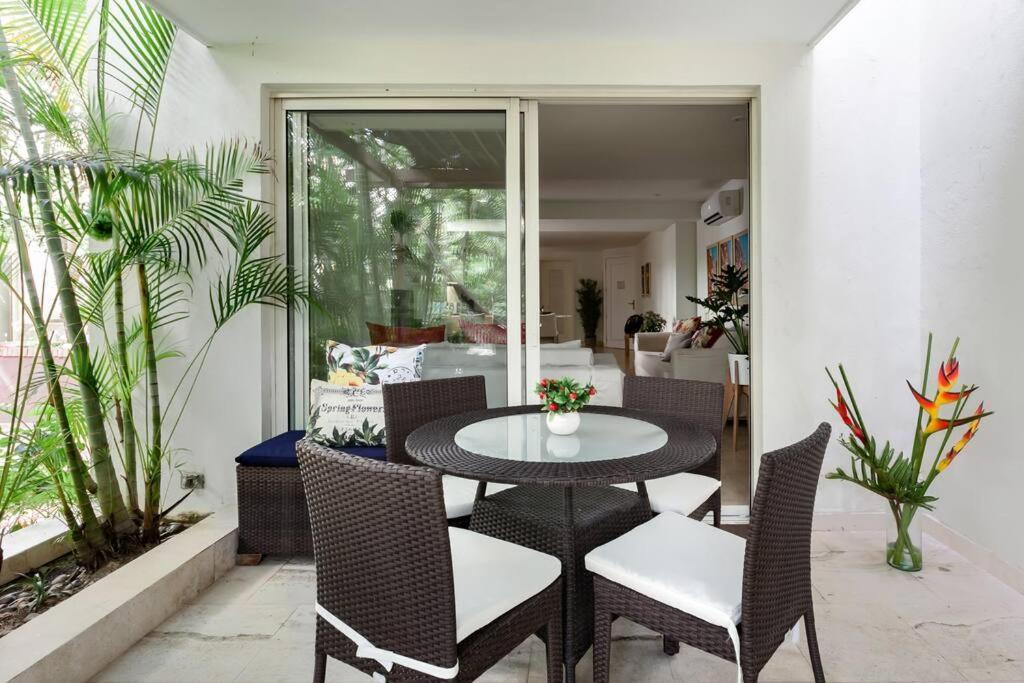 Location & Comfort In The Walled Apartamento *